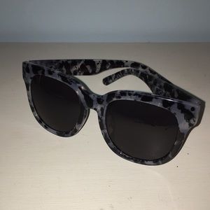 MARBLE BLUE AND BLACK SUNGLASSES